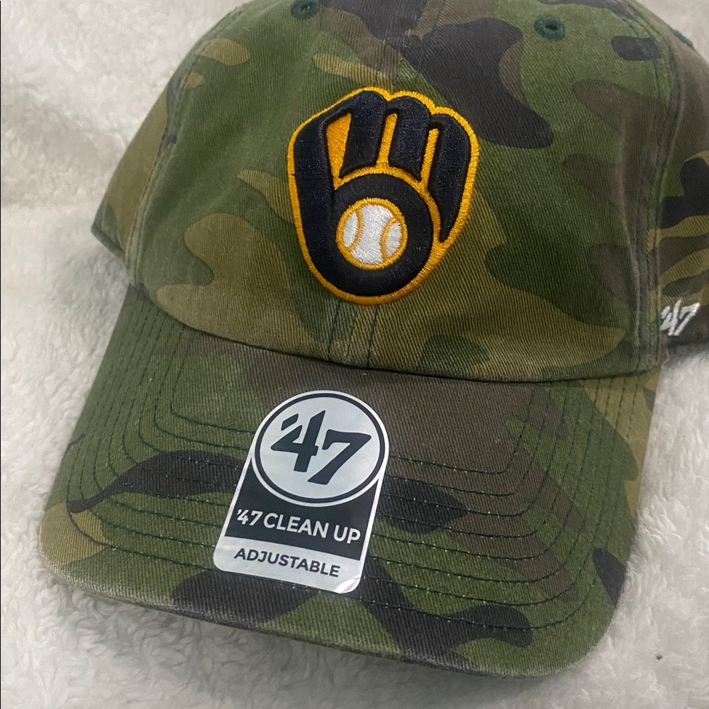 '47 Milwaukee Brewera Camo Cap in Green and Black, Adjustable